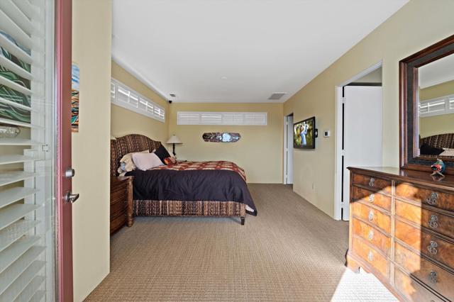 Image 62 of 69 For 50175 Via Puente