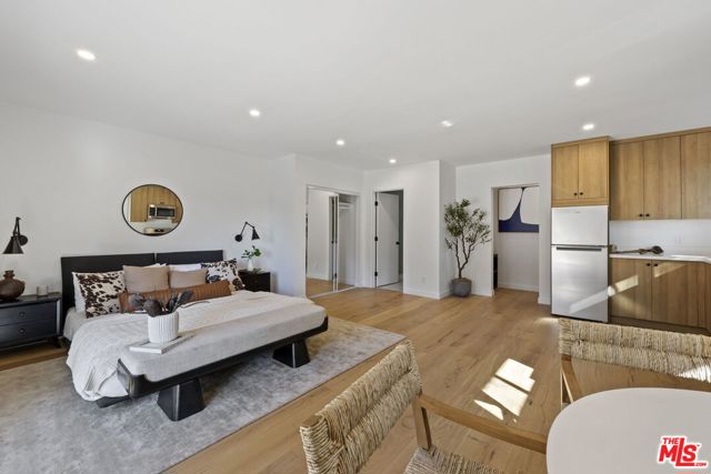 431 Montana Circle, Ojai CA: https://media.crmls.org/mediaz/c4e7eb58-98a1-4d5f-81d2-9d24e8c387be.jpg