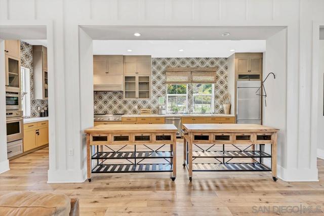 35805 Shetland Hills E, Fallbrook CA: https://media.crmls.org/mediaz/c4e8e32e-83c5-4d0f-bb0c-6d4511462d5c.jpg