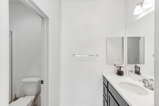32780 Presidio Hills Ln, Winchester CA: https://media.crmls.org/mediaz/c4eb1f38-ed66-4a30-b93b-635bc360530e.jpg