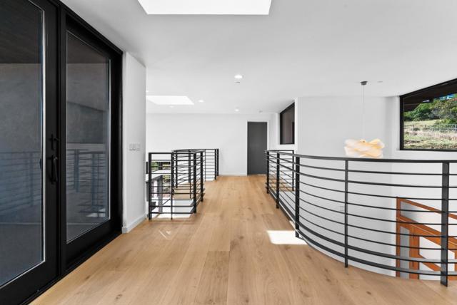 600 Sea View Terrace, La Selva Beach CA: https://media.crmls.org/mediaz/c4ebf55c-bf52-4ffc-8295-4eca9ef4e636.jpg