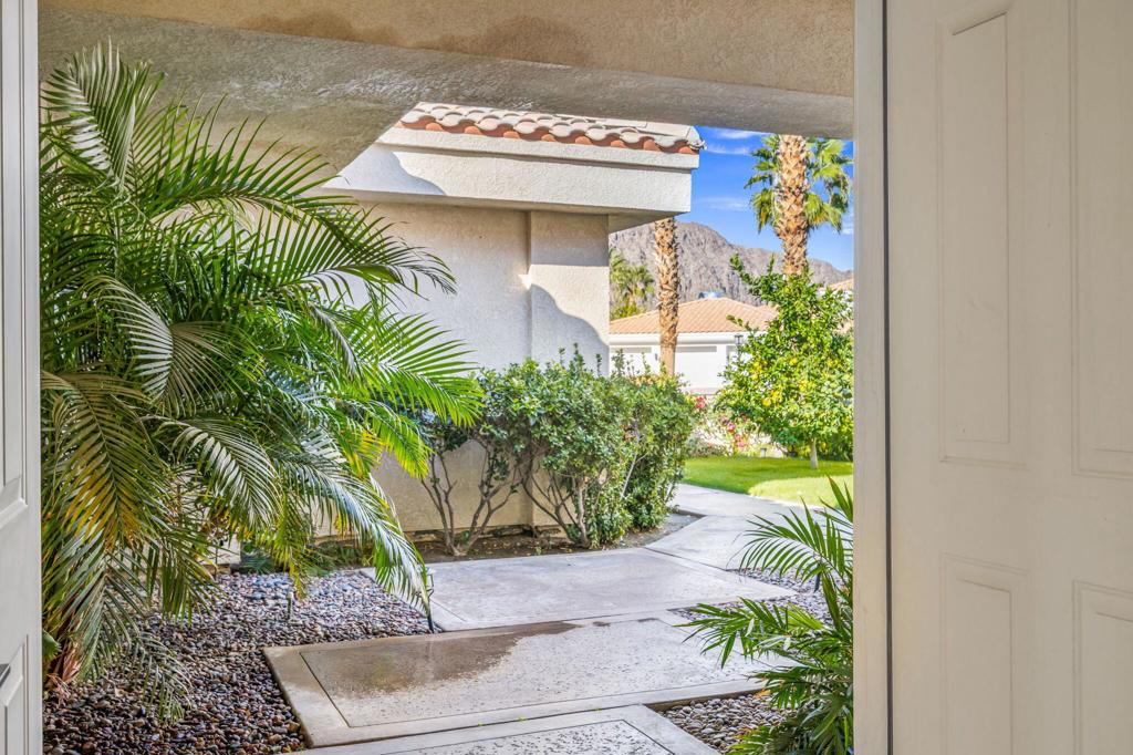 MLS #219139359DA image #5