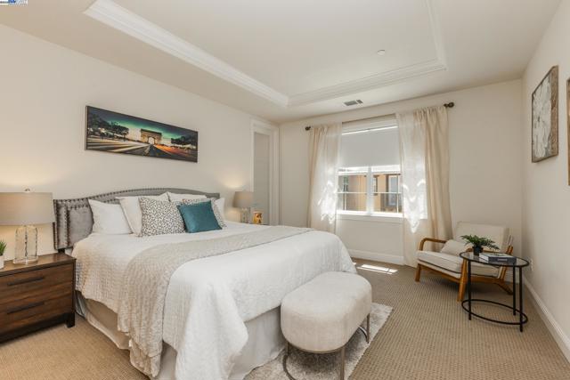 3422 Cinnamon Ridge Rd, San Ramon CA: https://media.crmls.org/mediaz/c4ed3bb4-fb1a-4b0d-8d1f-1a3551d3de6d.jpg