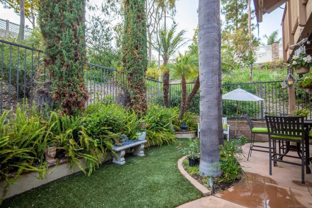 2987 W Canyon Ave, San Diego CA: https://media.crmls.org/mediaz/c4ed7cb3-3479-4253-b046-abf296eb9598.jpg