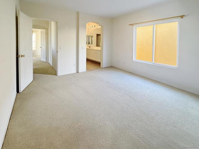 12654 Carmel Country Rd, San Diego CA: https://media.crmls.org/mediaz/c4edd7d9-c5c4-47f1-9da8-0010ed0b82c2.jpg