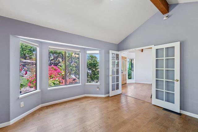19250 Reavis Way, Salinas CA: https://media.crmls.org/mediaz/c4ef1d94-5ea3-45be-8605-c467039c81ba.jpg