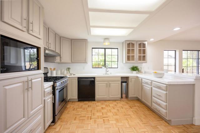 371 Granelli Avenue, Half Moon Bay CA: https://media.crmls.org/mediaz/c4f13103-1ad6-472b-a700-9455fb7ae7b4.jpg