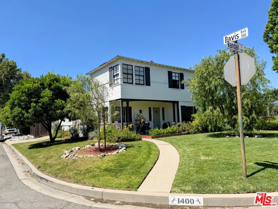 1400 Randall Street