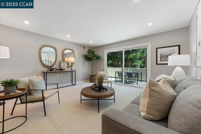 2749 Pine Knoll Dr., Walnut Creek CA: https://media.crmls.org/mediaz/c4f1ec67-4d42-4dc3-8444-39ee1f30b1c1.jpg