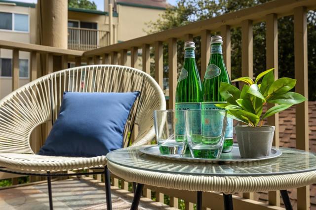 359 Half Moon Lane, Daly City CA: https://media.crmls.org/mediaz/c4f228e8-b91b-4adf-b008-72588b37819a.jpg