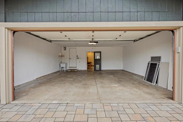 1 Le Havre Place, Half Moon Bay CA: https://media.crmls.org/mediaz/c4f248e5-76ed-47b1-bfbc-37c310f7db81.jpg