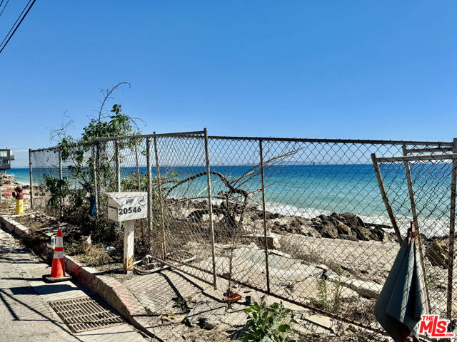 20546 Pacific Coast Highway photo 7