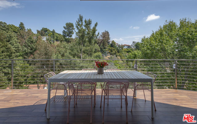 6150 Mulholland Highway, Los Angeles CA: https://media.crmls.org/mediaz/c4f2f05e-2246-431a-a1e9-ce79bb9b0ff9.jpg