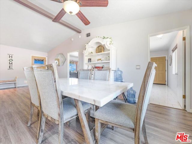 9446 Green Road, Pinon Hills CA: https://media.crmls.org/mediaz/c4f41181-479e-4315-8d91-c643806d6e03.jpg