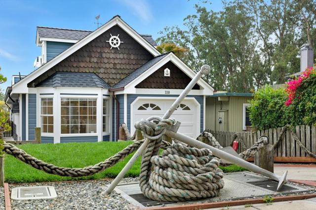 330 Avenue Cabrillo, El Granada CA: https://media.crmls.org/mediaz/c4f599d4-d6df-46e5-8987-606df1129b92.jpg