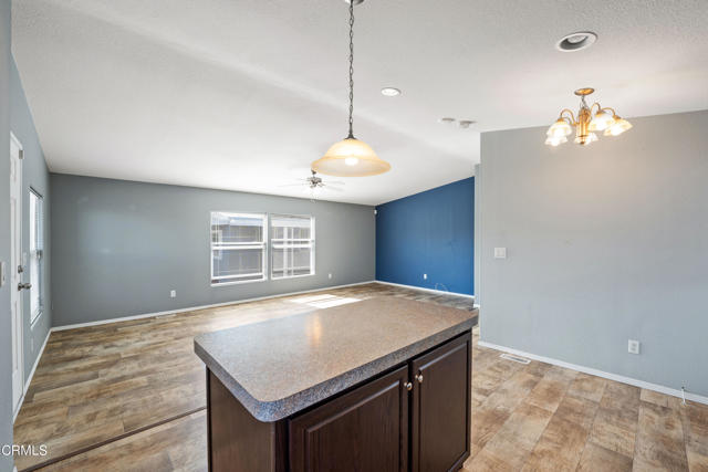 Detail Gallery Image 12 of 29 For 4061 Raven Ln #0,  Oxnard,  CA 93033 - 2 Beds | 2 Baths