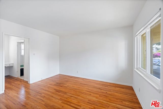 9620 Braddock Drive, Culver City CA: https://media.crmls.org/mediaz/c4f77f19-3c30-4cea-a31e-259e7f84ccd7.jpg