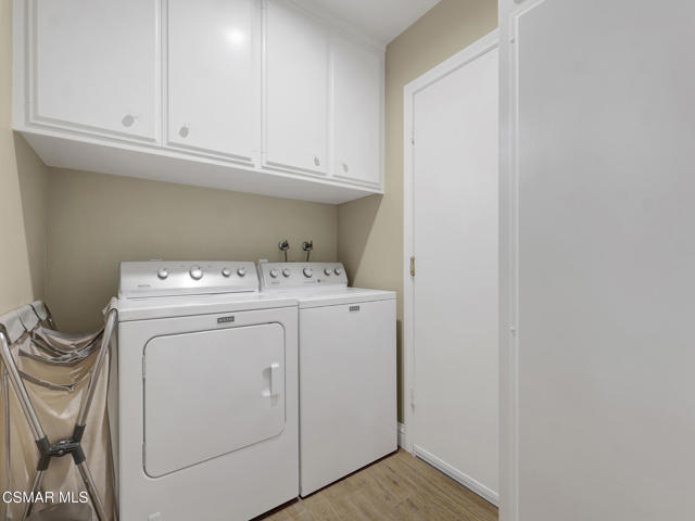 5426 Cedarhaven Drive, Agoura Hills CA: https://media.crmls.org/mediaz/c4f84b5f-906c-41ae-8c87-9dd5962d8de9.jpg