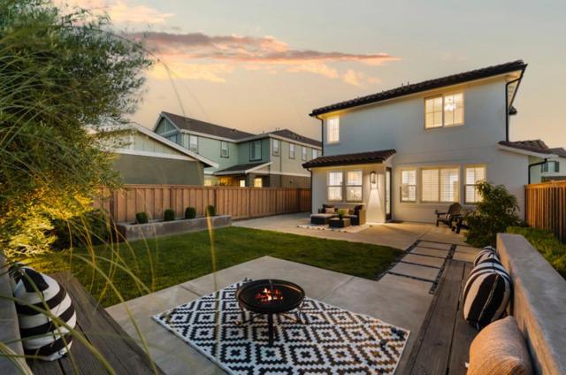 17920 Stoney Creek Way, Morgan Hill CA: https://media.crmls.org/mediaz/c4f99fb3-8465-435c-905a-806b6d49988d.jpg