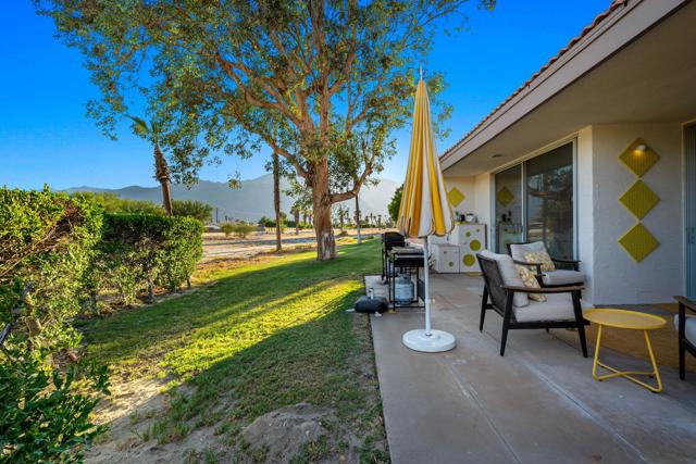 2501 N Whitewater Club Drive, Palm Springs CA: https://media.crmls.org/mediaz/c4f9ca54-4843-4bd4-a6f1-cadc684e3238.jpg