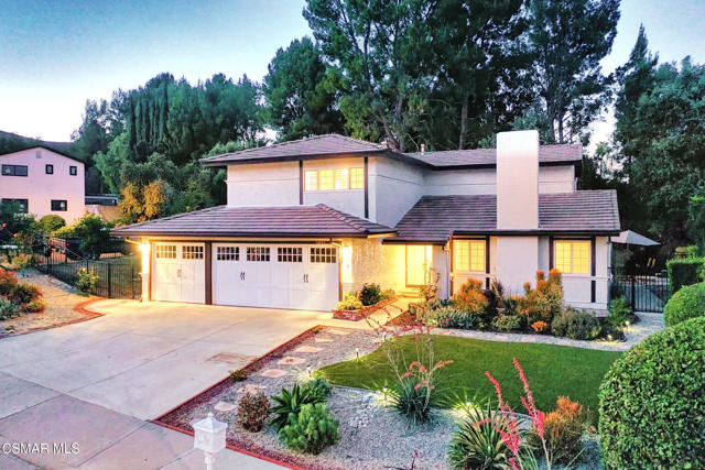 6058 Hedgewall Drive, Westlake Village CA: https://media.crmls.org/mediaz/c4fa6b9f-5edb-4179-bec7-3ec1bca80ed7.jpg
