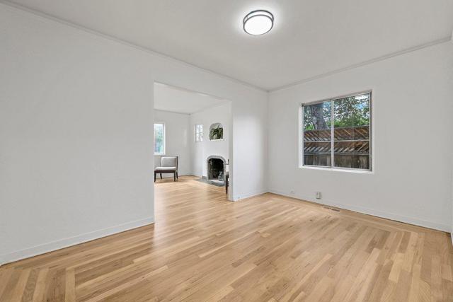 320 N 11th Street, San Jose CA: https://media.crmls.org/mediaz/c4fa77ba-d49e-4c46-bfc5-69f06ce45e35.jpg