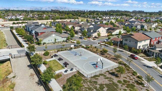 33831 Farmhouse Street, Fremont CA: https://media.crmls.org/mediaz/c4fa8352-207b-48f5-9b58-09e76d2adc12.jpg
