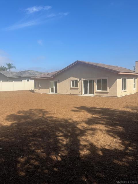 11989 Raceway Lane, Lakeside CA: https://media.crmls.org/mediaz/c4fc36c1-67ad-492f-acd5-78b83aedf586.jpg
