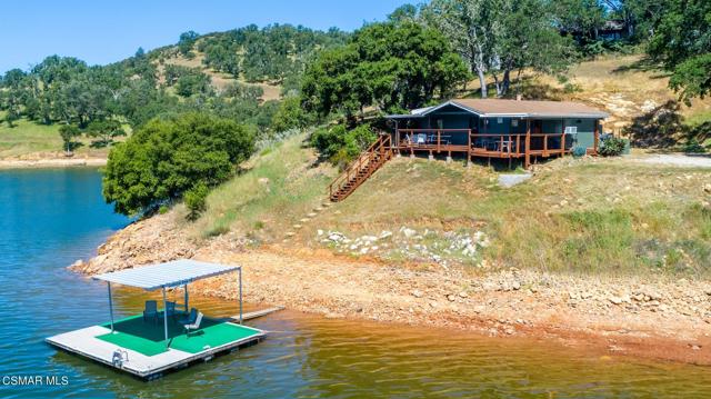 6545 Nacimiento Shores Road, Bradley CA: https://media.crmls.org/mediaz/c4fca123-12f4-4c33-a08c-6eb75e1da96a.jpg