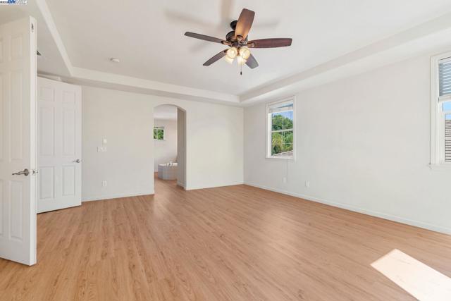 5675 Arcadia Cir, Discovery Bay CA: https://media.crmls.org/mediaz/c4fcae1f-ac43-4877-ab37-292807d8e69e.jpg