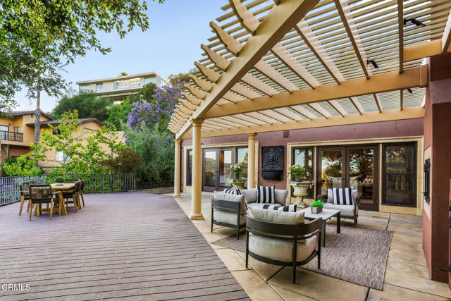 1897 Braemar Road, Pasadena CA: https://media.crmls.org/mediaz/c4fde2d6-15e0-43e2-b477-c5b7329fa495.jpg