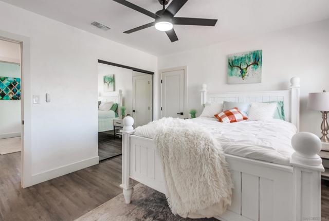 1303 Center Ave, Oceanside CA: https://media.crmls.org/mediaz/c4fde6db-5885-48c8-8a99-0ee114660983.jpg