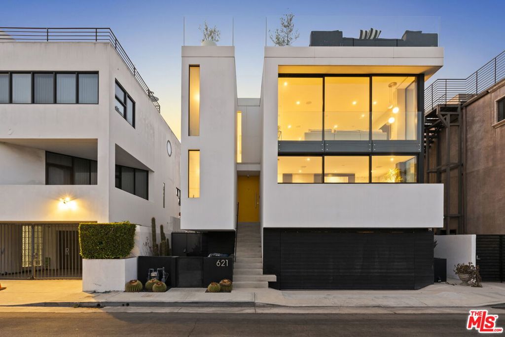 621 Mildred Avenue