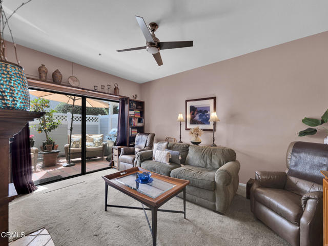 Detail Gallery Image 5 of 28 For 4525 Carpinteria Ave #C,  Carpinteria,  CA 93013 - 2 Beds | 2/1 Baths