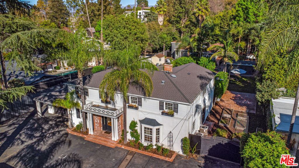 3726 Laurel Canyon Boulevard