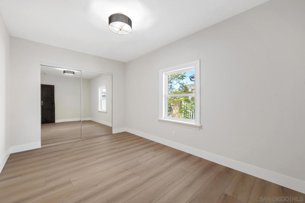 4866 Sussex - photo 20
