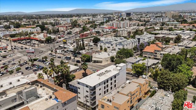 10918 Camarillo Street, North Hollywood CA: https://media.crmls.org/mediaz/c4fffe72-df43-4768-9188-db3609a078c8.jpg
