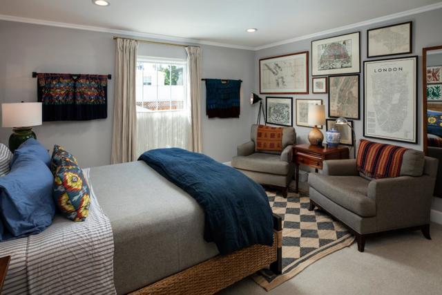 445 Oak Grove Avenue, Menlo Park CA: https://media.crmls.org/mediaz/c5004adb-bb6b-4633-94d2-726bb2f3490e.jpg