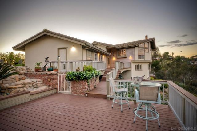 2848 Sunset Hills, Escondido CA: https://media.crmls.org/mediaz/c500ee15-5588-467d-9c02-7817ef66293e.jpg