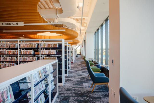 1400 El Camino Real, South San Francisco CA: https://media.crmls.org/mediaz/c5016dd5-8c94-478b-ae1e-d3bc61ef08f7.jpg
