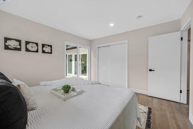 36517 Cherry St, Newark CA: https://media.crmls.org/mediaz/c501f25b-4a85-468a-8270-2bbd6863433c.jpg