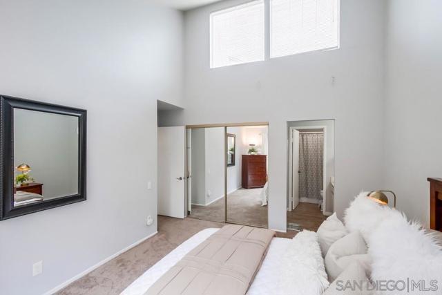 10565 Caminito Basswood, San Diego CA: https://media.crmls.org/mediaz/c50202d4-8f00-4671-9364-56243d234df6.jpg