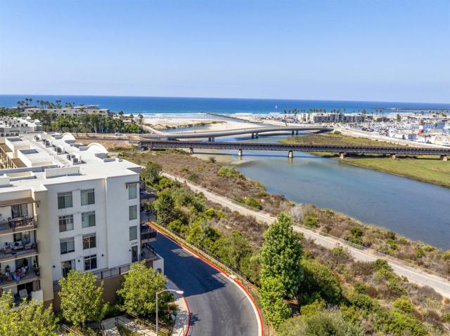 Detail Gallery Image 3 of 37 For 1019 Costa Pacifica Way #1206,  Oceanside,  CA 92054 - 3 Beds | 2 Baths