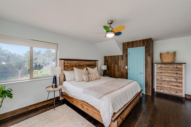 1501 Hidden Valley Road, Soquel CA: https://media.crmls.org/mediaz/c503116f-4ea9-4182-a6ee-b578bd81a910.jpg