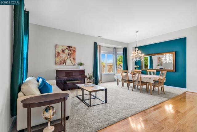 1731 Palmer Dr, Concord CA: https://media.crmls.org/mediaz/c5032b01-98cb-4116-9b90-cadf2bbc3ad9.jpg