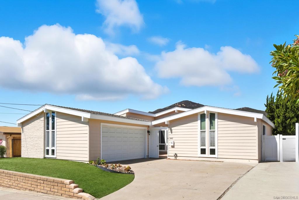8462 Harwell Drive