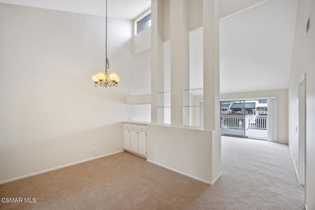 4535 Falkirk Bay, Oxnard CA: https://media.crmls.org/mediaz/c504e07a-cc16-43f6-ab53-55b58bb98985.jpg