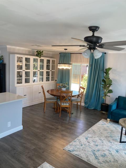 7217 San Luis St, Carlsbad CA: https://media.crmls.org/mediaz/c50509a0-b1a6-4b95-b04f-7f3cf064c31f.jpg