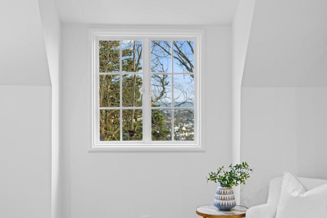 Image 20 of 57 For 210 San Marcos Avenue