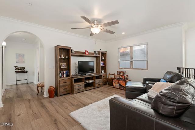 Image 18 of 48 For 5306 Sandpiper Way
